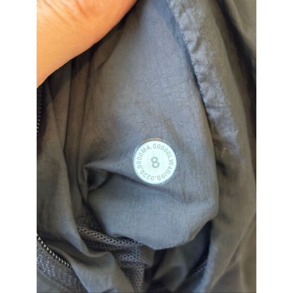 Lululemon Hood Lite Jacket *Packable , Black Sz 8, $138 C44 - Picture 6 of 10